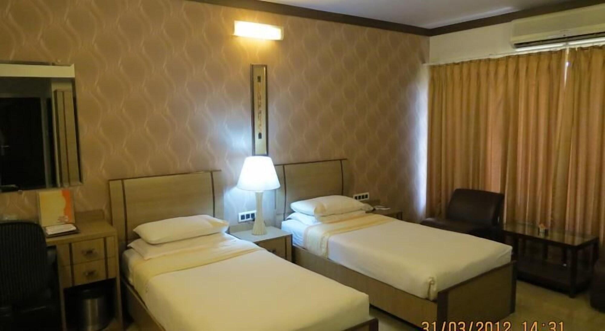 Jyoti Dwelling Hotel Bombay Exterior foto